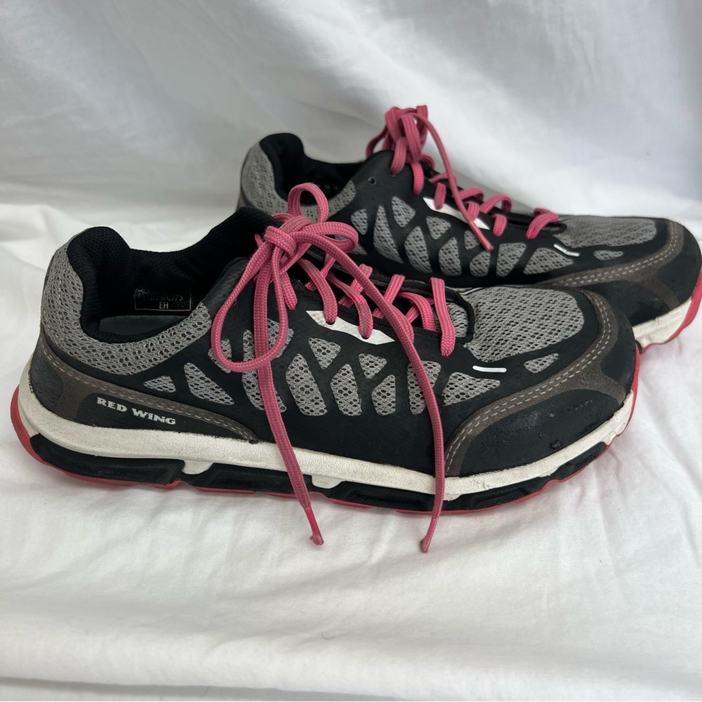 Red Wing Women's Athletic Aluminum Toe Shoes - Picture 3 of 12